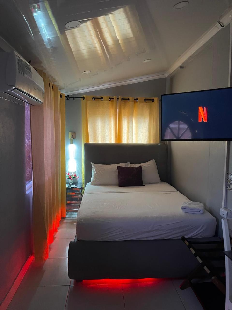 Jazmin'S Apartment Oranjestad Ngoại thất bức ảnh
